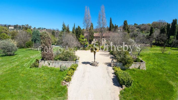 Image No.3-10 Bed Property for sale