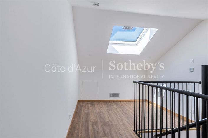 Image No.11-3 Bed Apartment for sale