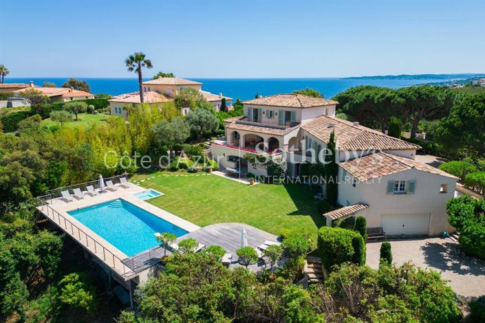 Image No.1-Propriété de 7 chambres à vendre à Sainte-Maxime