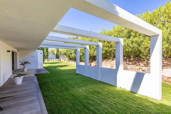 Image No.20-4 Bed House for sale