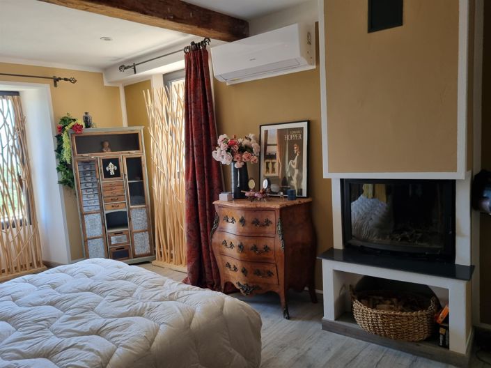 Image No.17-3 Bed House for sale