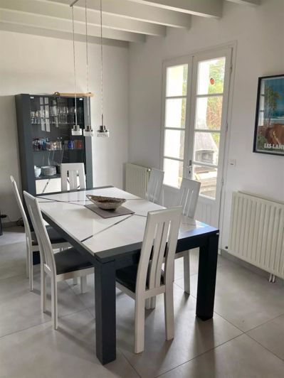 Image No.22-6 Bed House for sale