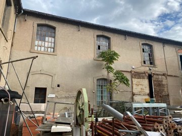 1 - Aussillon, Maison