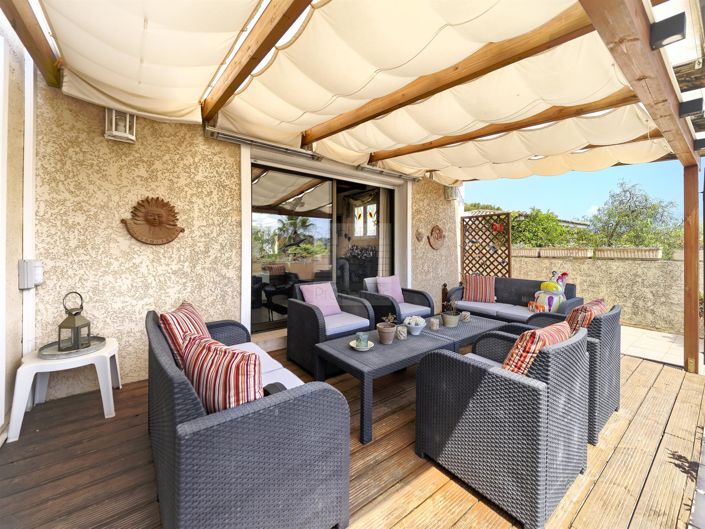 Image No.3-3 Bed House for sale