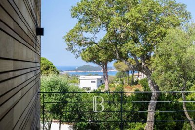 1 - Corsica, House
