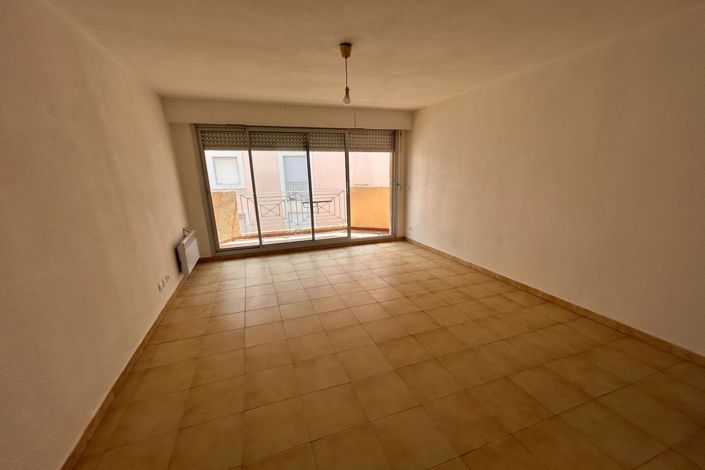 Image No.1-Appartement de 1 chambre à vendre à Sainte-Maxime