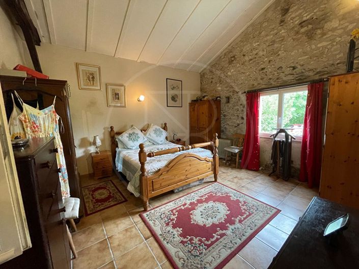 Image No.9-3 Bed House for sale