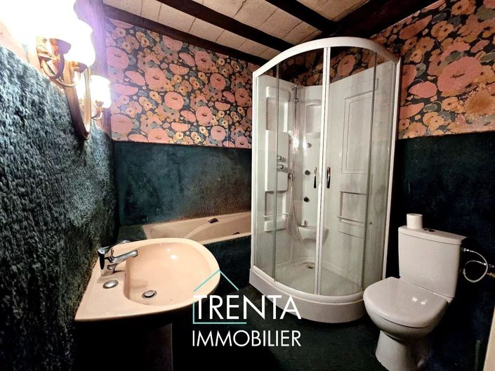 Image No.16-6 Bed House for sale