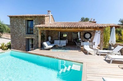 1 - Corsica, House