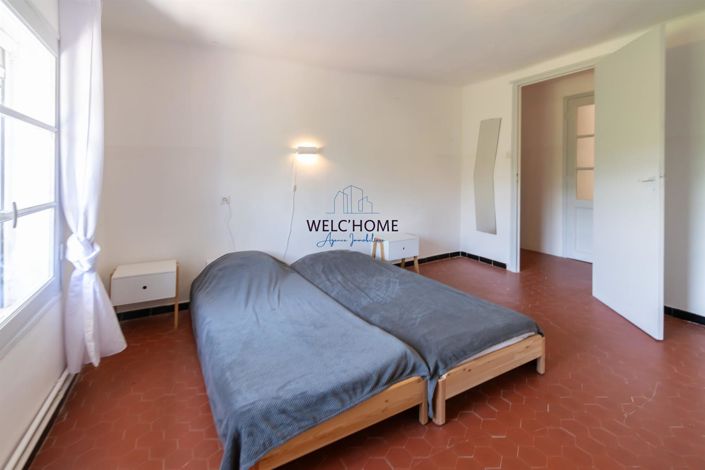 Image No.15-5 Bed House for sale