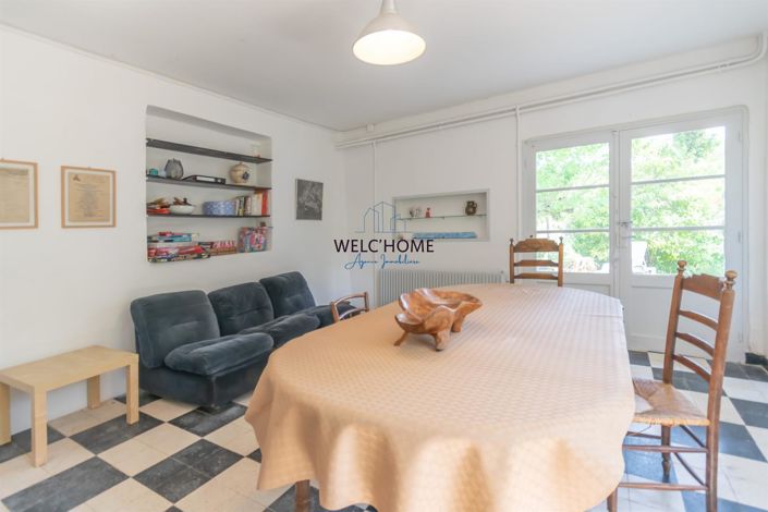 Image No.9-5 Bed House for sale