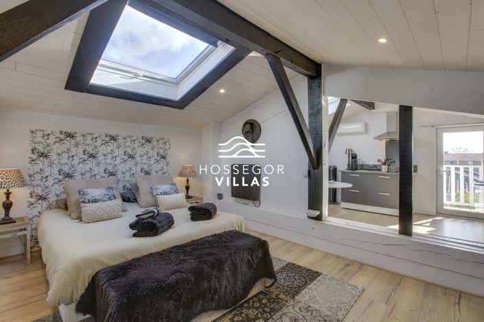 Image No.9-6 Bed House for sale