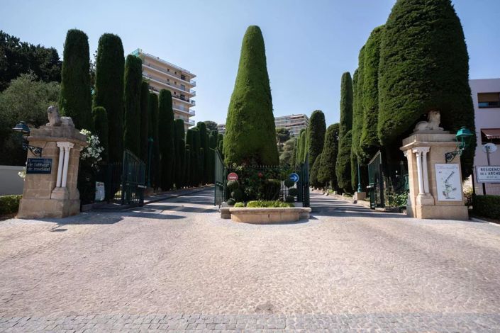 Image No.3-Propriété de 4 chambres à vendre à Antibes