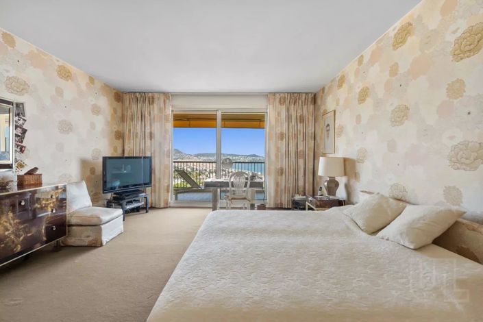 Image No.8-Propriété de 4 chambres à vendre à Antibes