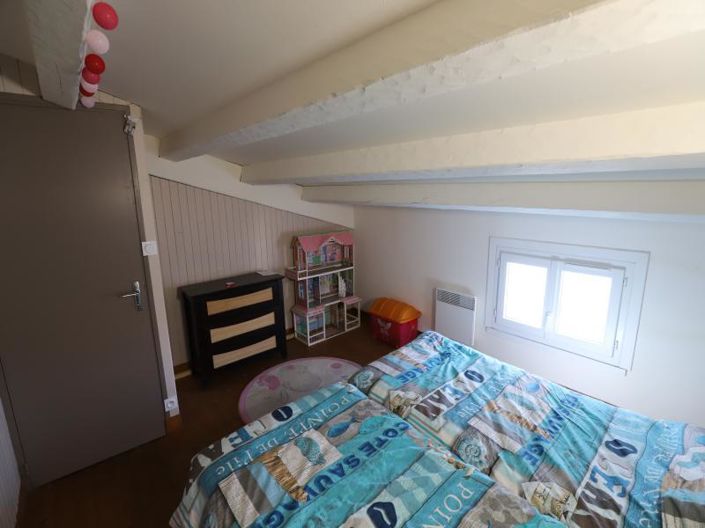 Image No.9-2 Bed House for sale