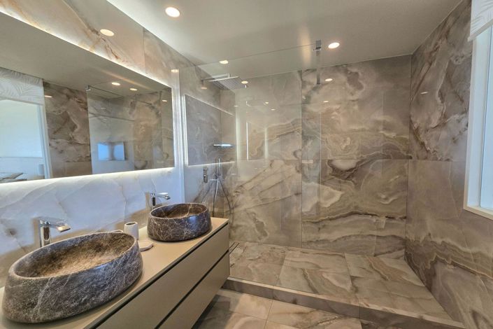 Image No.14-3 Bed Apartment for sale