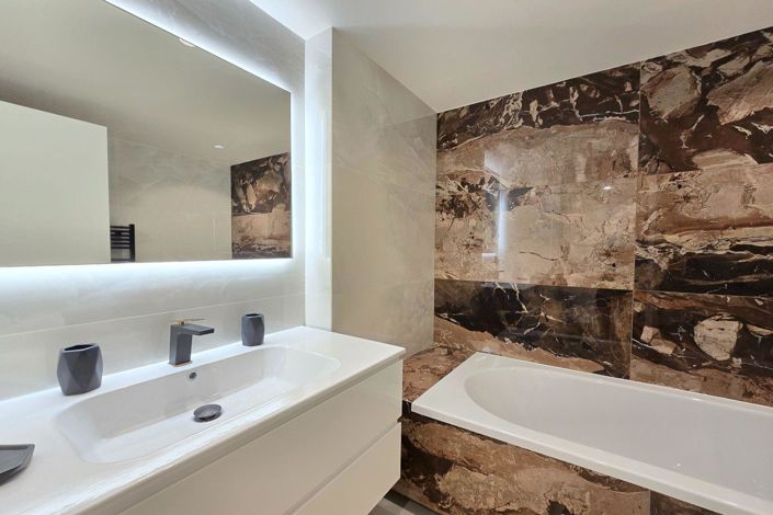 Image No.19-3 Bed Apartment for sale