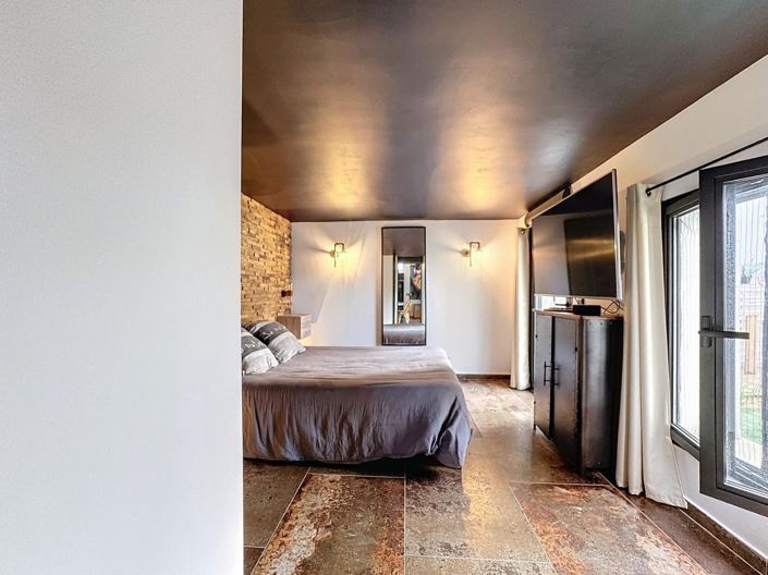 Image No.7-3 Bed House for sale