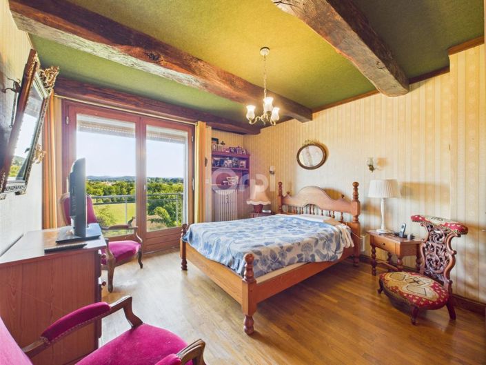 Image No.16-5 Bed House for sale