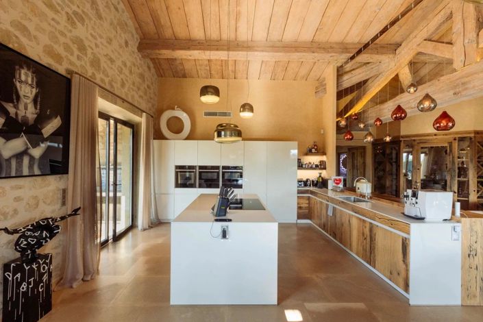 Image No.3-5 Bed House for sale