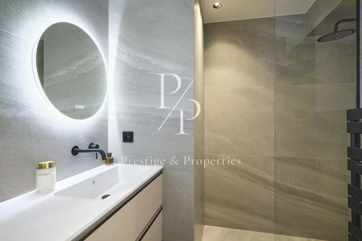 Image No.11-3 Bed Apartment for sale