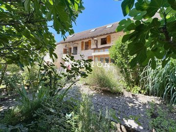 1 - Bonnay, House