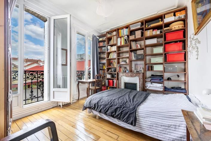 Image No.19-7 Bed House for sale