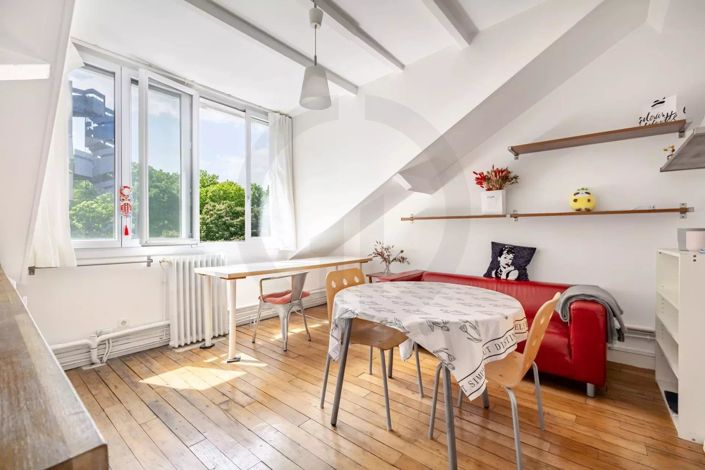 Image No.22-7 Bed House for sale