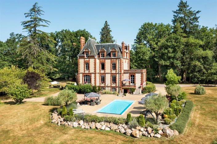 Image No.1-Maison de 8 chambres à vendre à Allogny