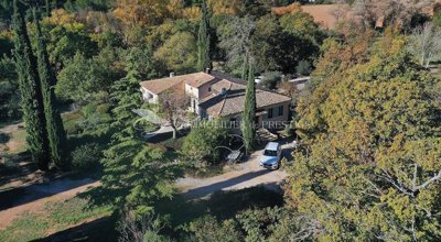 8 Bed House for sale