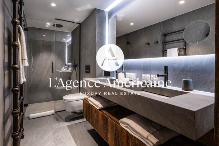 Image No.18-7 Bed Property for sale