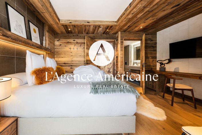 Image No.21-7 Bed Property for sale