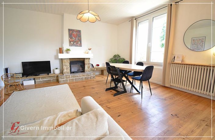 Image No.1-4 Bed House for sale