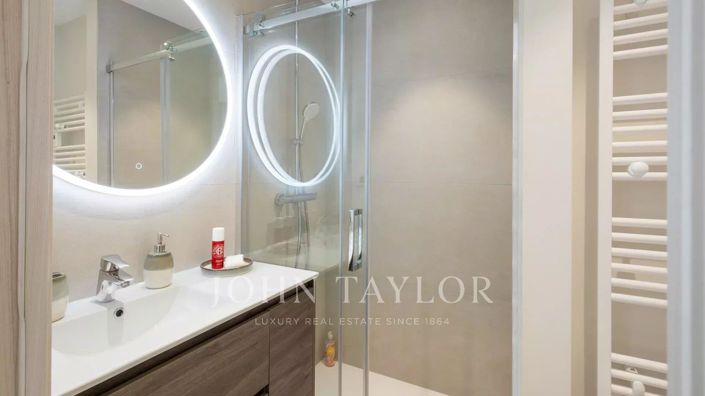 Image No.15-Propriété de 2 chambres à vendre à Cannes