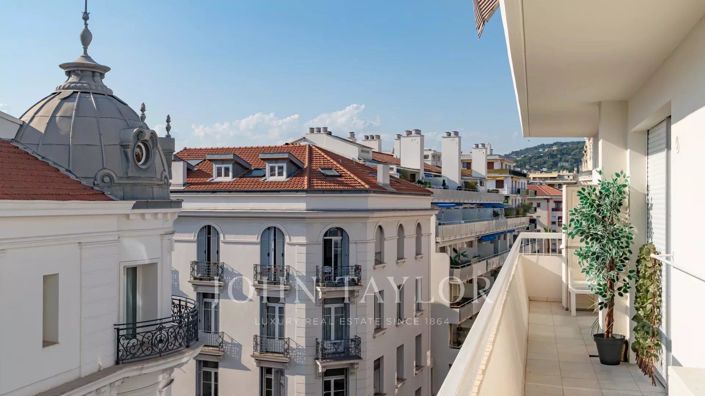 Image No.11-Appartement de 2 chambres à vendre à Cannes