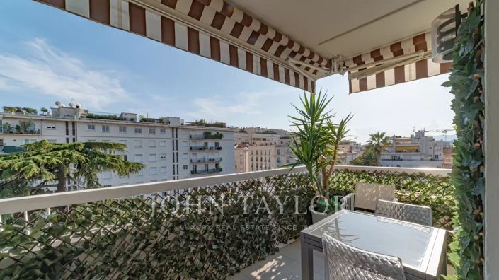 Image No.4-Appartement de 2 chambres à vendre à Cannes