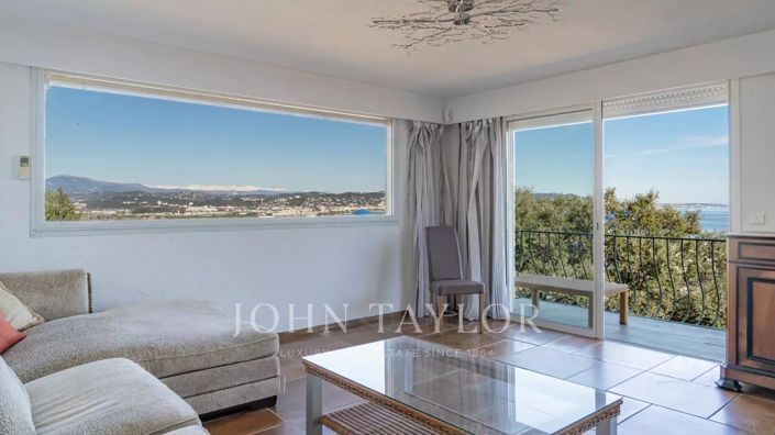 Image No.6-2 Bed House for sale