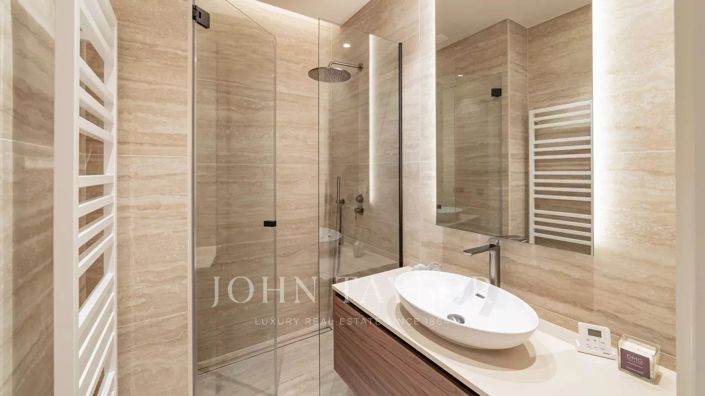 Image No.9-Propriété de 1 chambre à vendre à Cannes