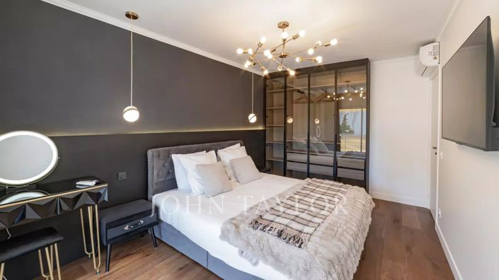 Image No.9-Propriété de 2 chambres à vendre à Cannes