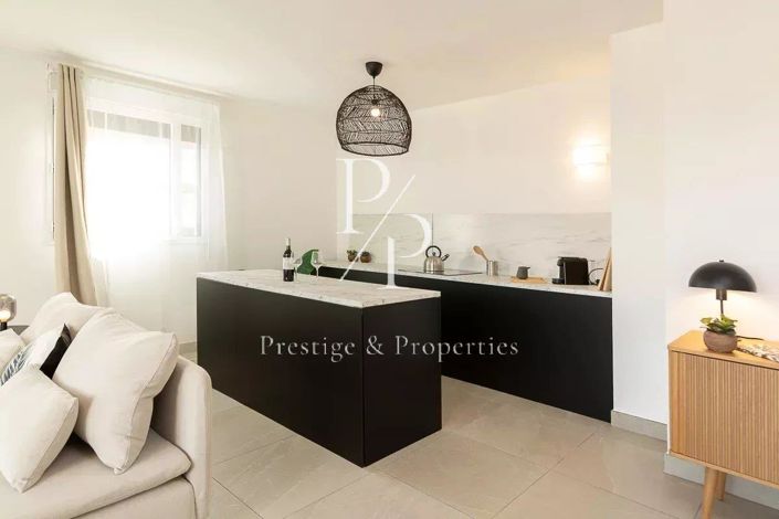 Image No.11-3 Bed Apartment for sale