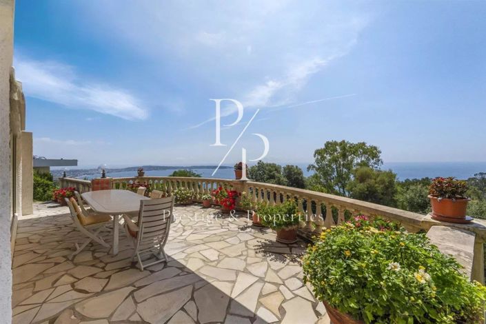 Image No.2-5 Bed House for sale