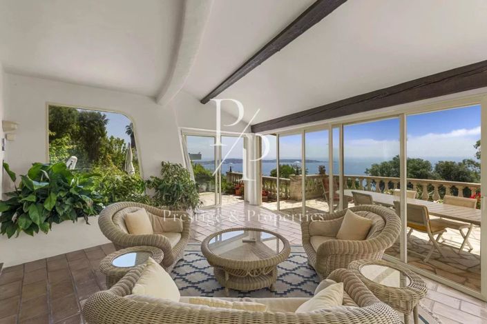 Image No.4-5 Bed House for sale