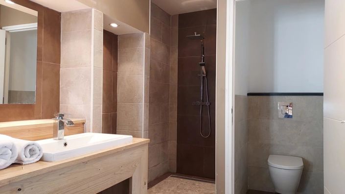 Image No.14-5 Bed House for sale