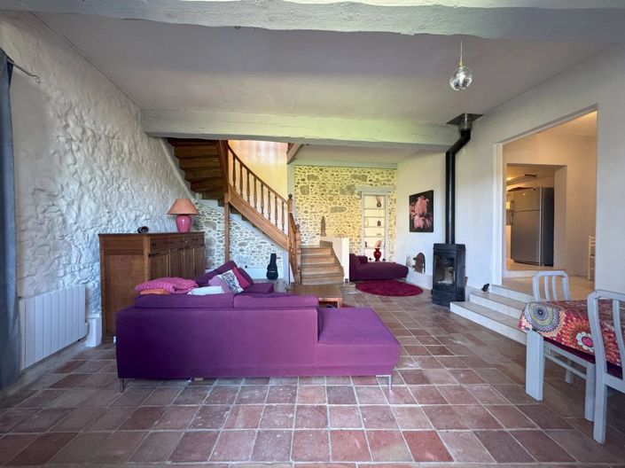 Image No.6-11 Bed House for sale