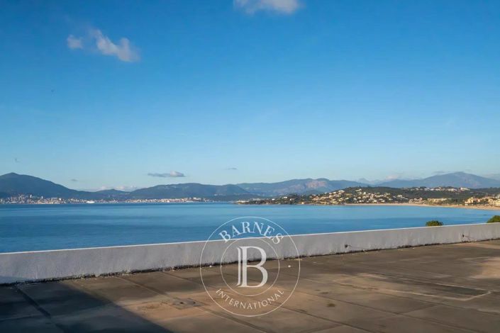 Image No.6-Apartment for sale