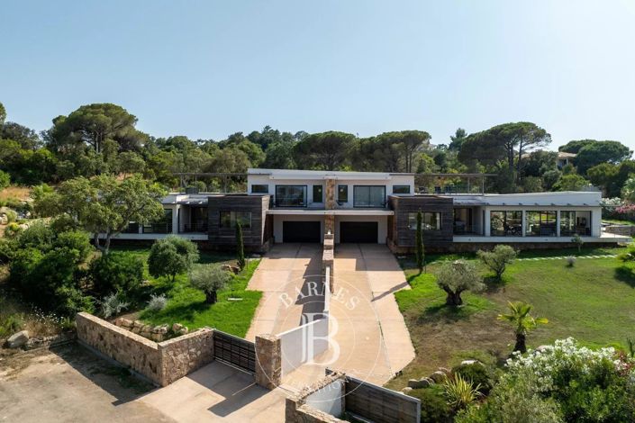 Image No.2-Maison de 5 chambres à vendre à Porto-Vecchio