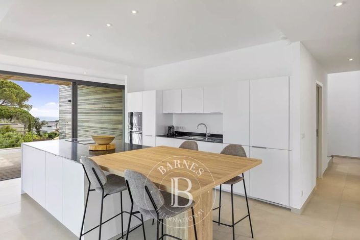 Image No.5-Maison de 5 chambres à vendre à Porto-Vecchio