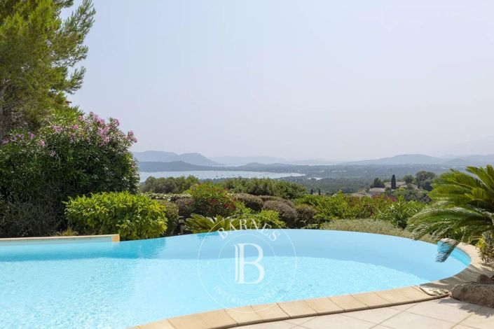 Image No.14-3 Bed House for sale