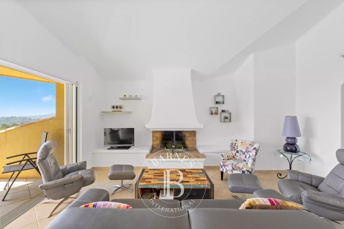 Image No.4-3 Bed House for sale