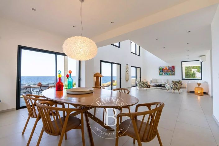 Image No.7-4 Bed House for sale